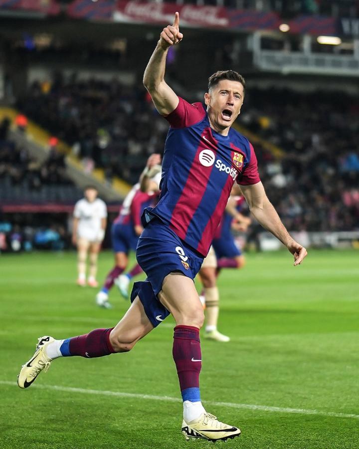 莱万多夫斯基新星回归赛场表现惊艳，TL未来可期！的简单介绍