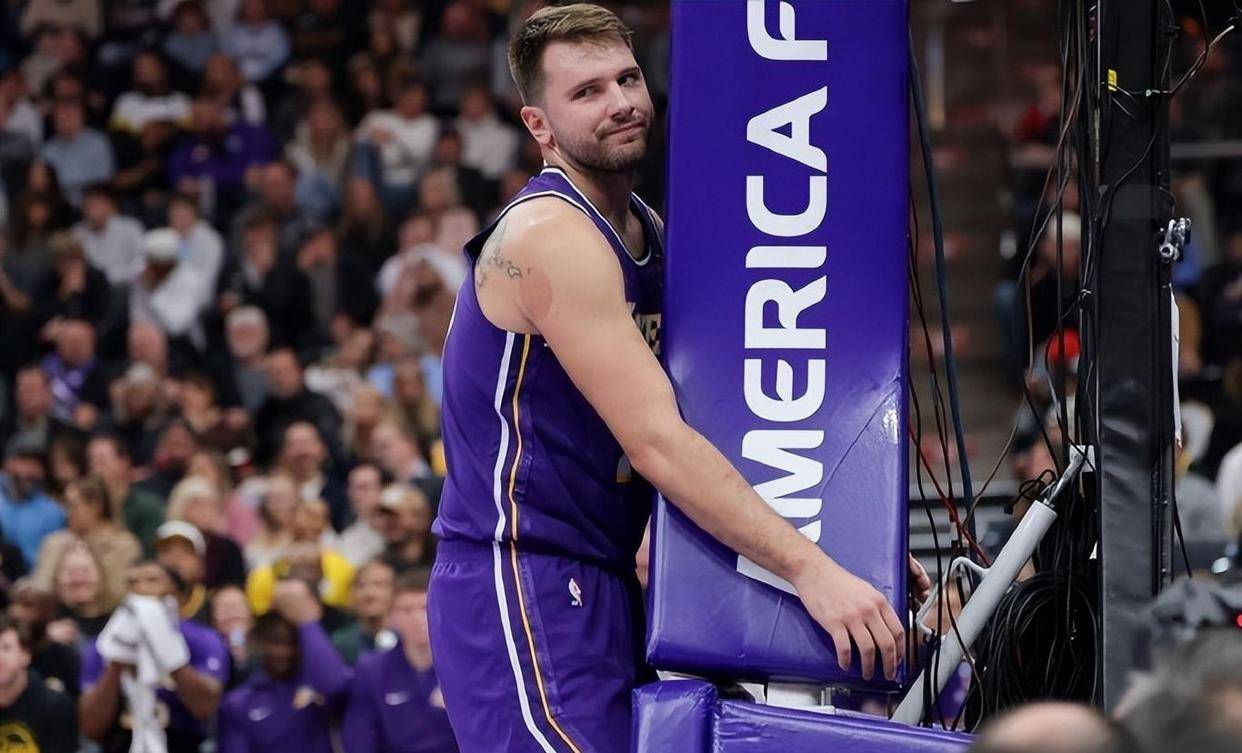 东契奇连续十二场比赛得分超过关键助攻，皇家马德里挑战极限！的简单介绍